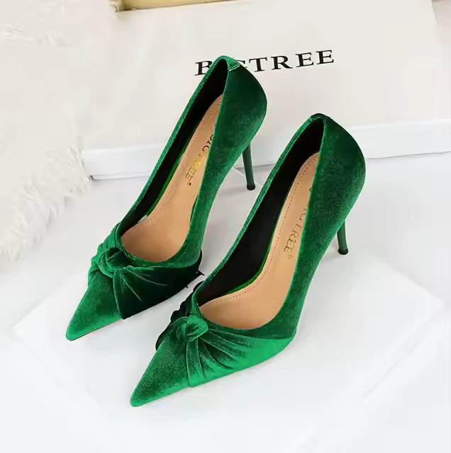 European and American fashion banquet heels, stiletto heels, pumps, pointed toes, Shih Tzu suede single shoes